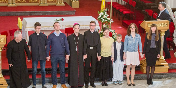 Predstava mladih „Alojzije Stepinac – život i djelo“ u sisačkoj katedrali
